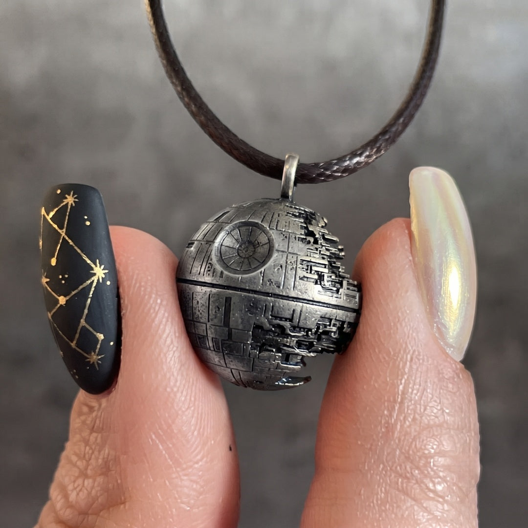 Death Star Metal Necklace – For SW Lovers & Cosplay