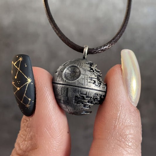 Death Star Metal Necklace – For SW Lovers & Cosplay