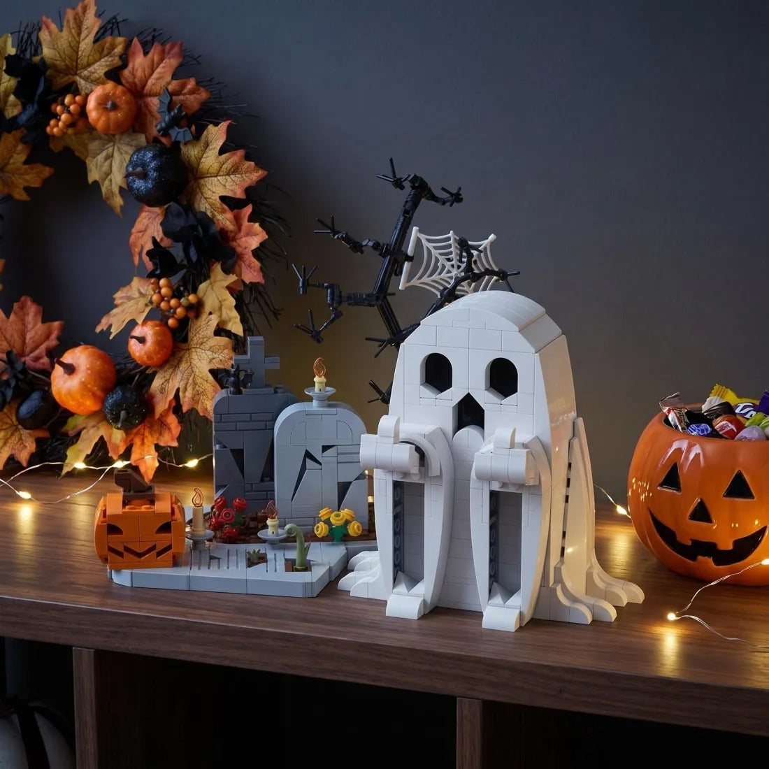 Middle Finger Ghost Halloween Block Set