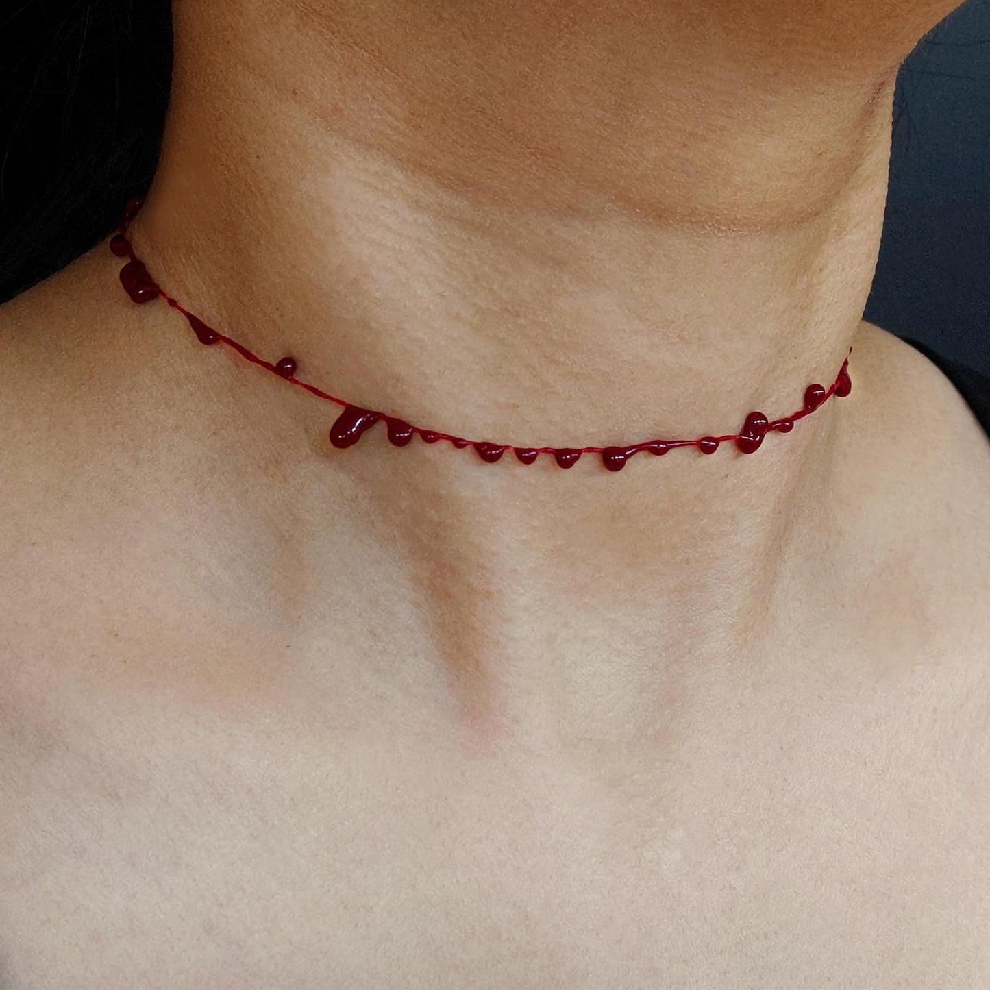 Realistic Blood Drip Choker Necklace – Gothic Vampire Halloween  Gift for Goth & Horror Lovers